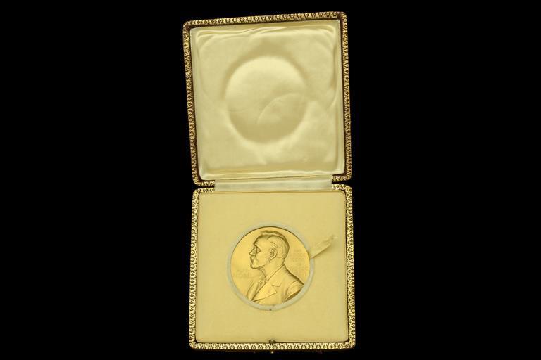 Nobel prize medal of partition chromatography’s coinventor to be